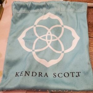 Kendra Scott jewelry dust bag